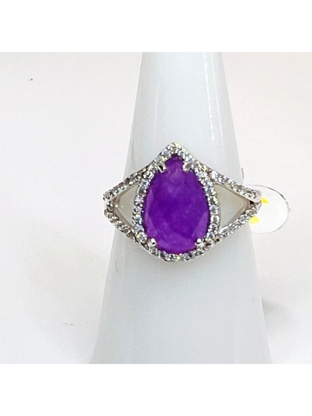 Ring Bomb Party Ring, NWOT size 7 mauve pink color stone, silver color band - Picture 4 of 10